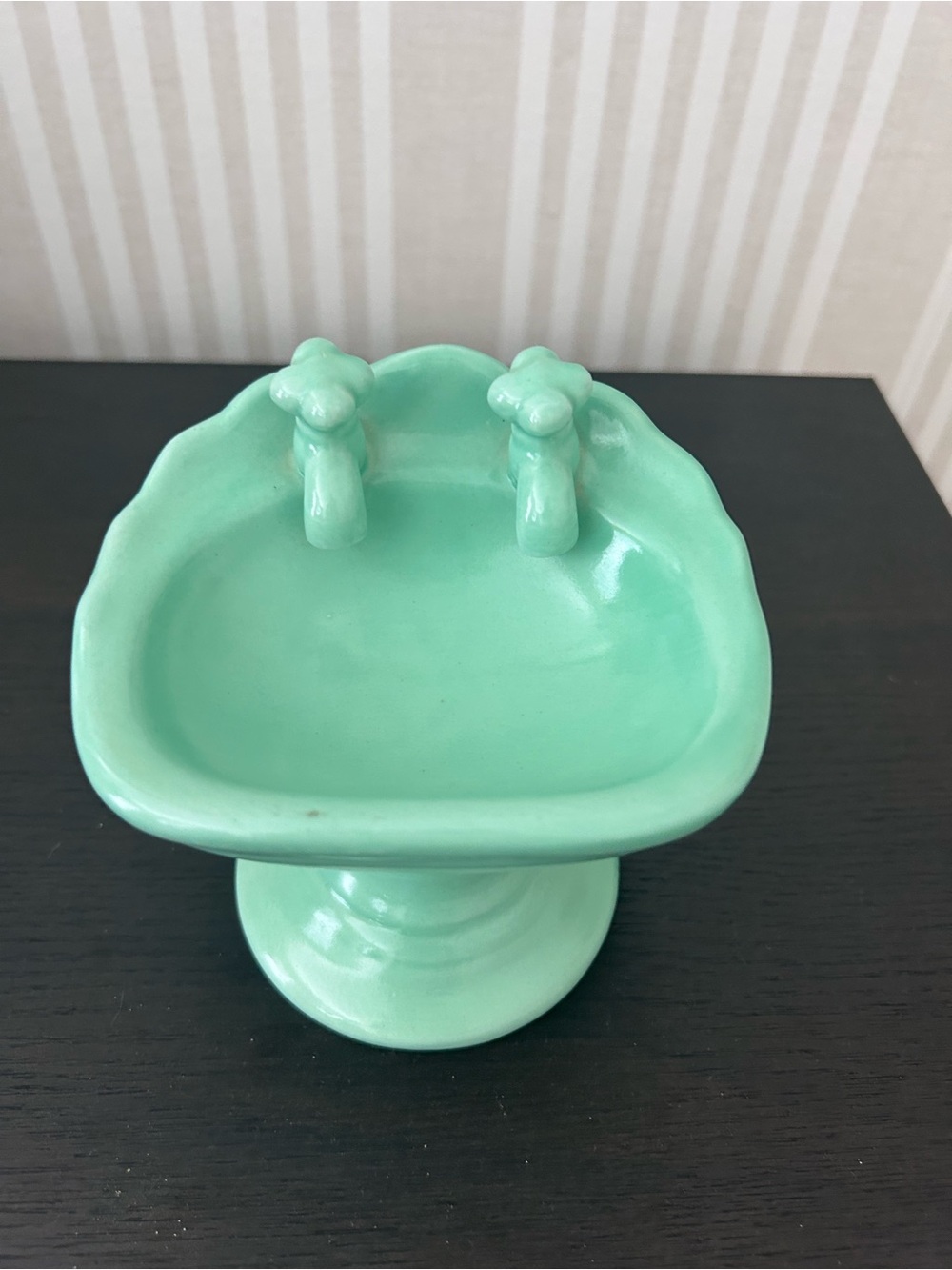 Vtg Ceramic Miniature Pedestal Sink Hand Soap Dish Seafoam Green 1960s